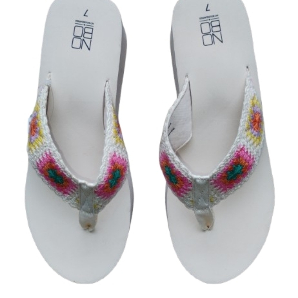 NWT Boho Crocheted Platform Wedge Sandals – Size 7.5